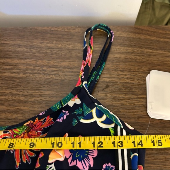 NWT Sunflair Swimming Top US 10 F Cup - Picture 9 of 10